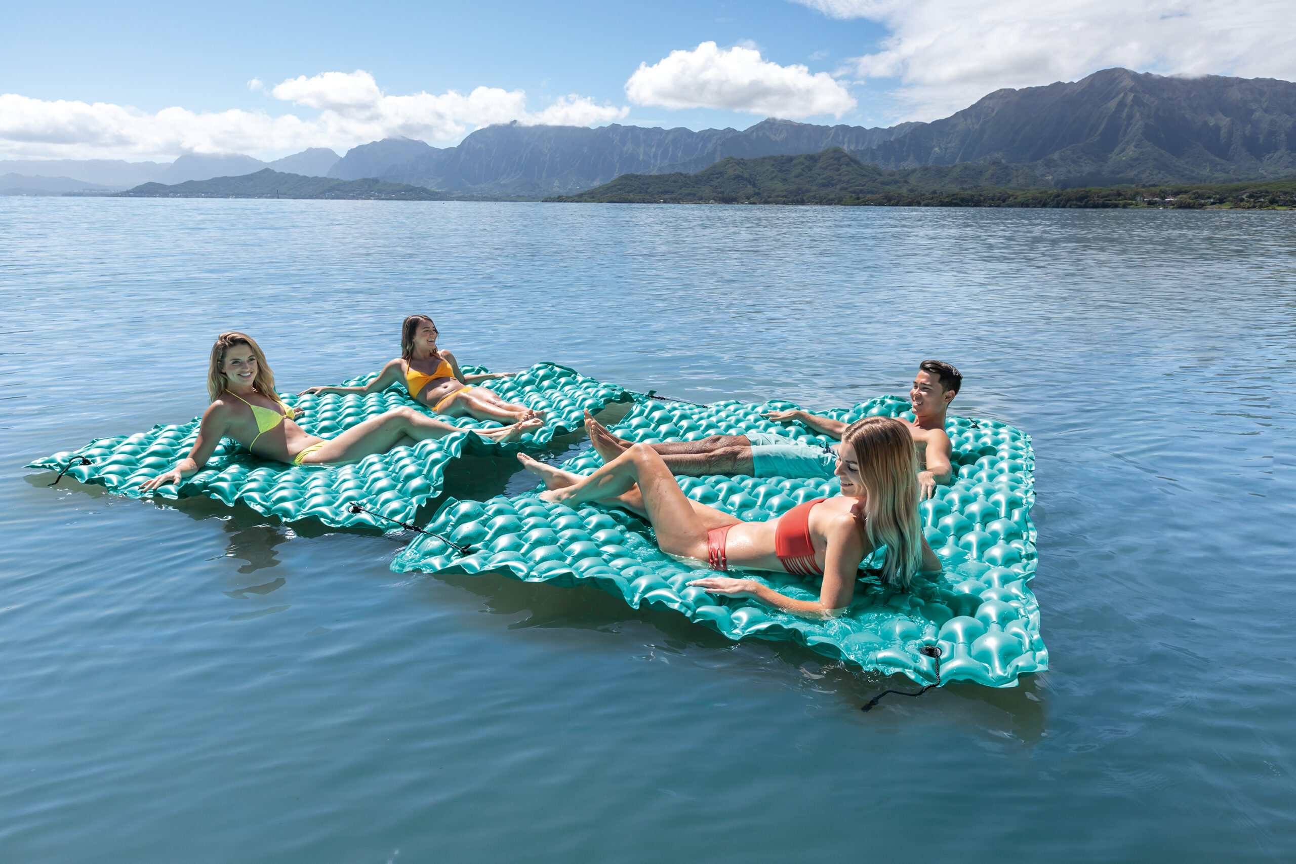INTEX GIANT FLOATING MAT 114"X89" 56841 - Image 5